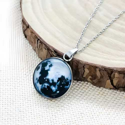 Glowing Moon Necklace with Chain
